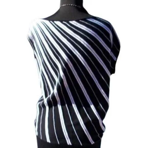 Cache Black White Knit Top New Stretch Banded Bottom Ruched Shoulder $108 NWT - Picture 6 of 6